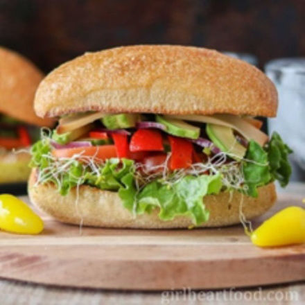 Image de Sandwiche ciabatta aux légumes