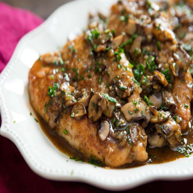 Image de Poitrine de poulet forestière (champignons)